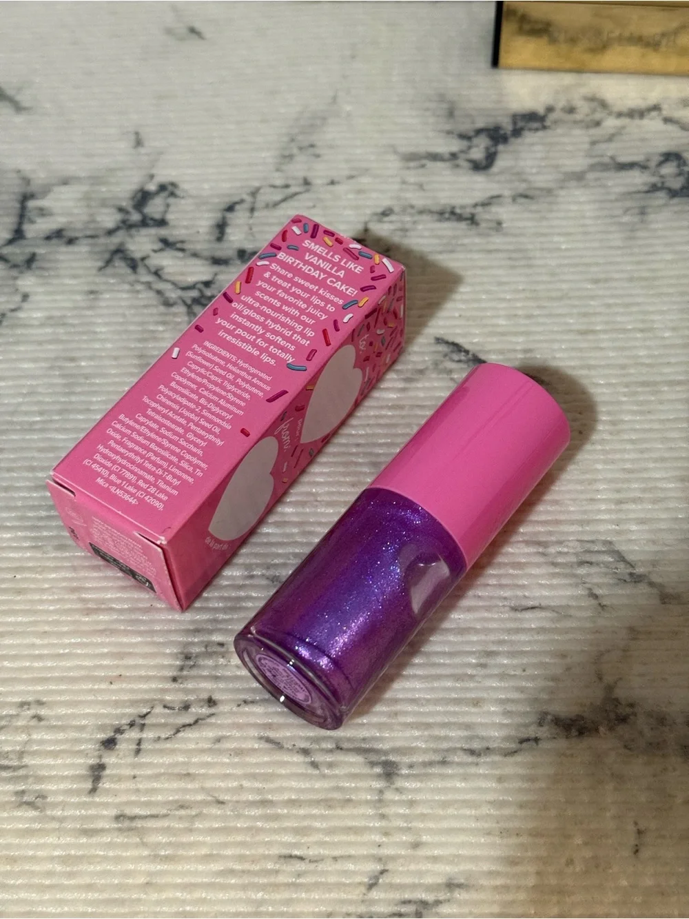 Too Faced Kissing Jelly Gloss Juicy Lip Oil Gloss Hybrid: Birthday Kiss
